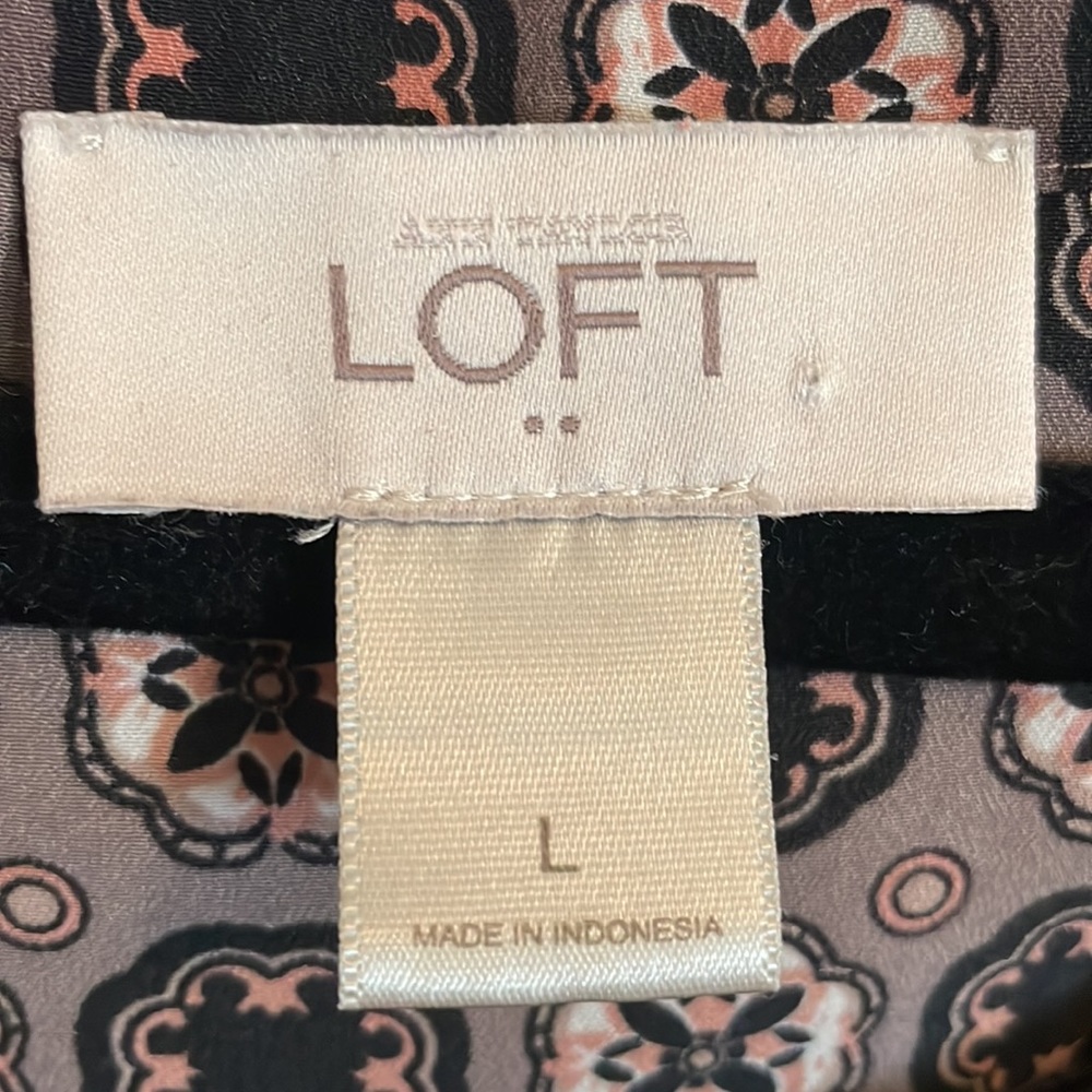 Loft, large - Picture 2 of 4
